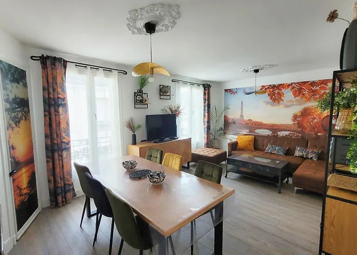 Appartement Familial Refait A Neuf Centre Paris 20Eme